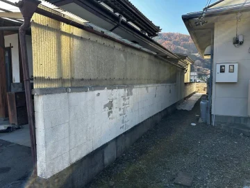 【諏訪市】平林様邸 塀塗装工事 施工前